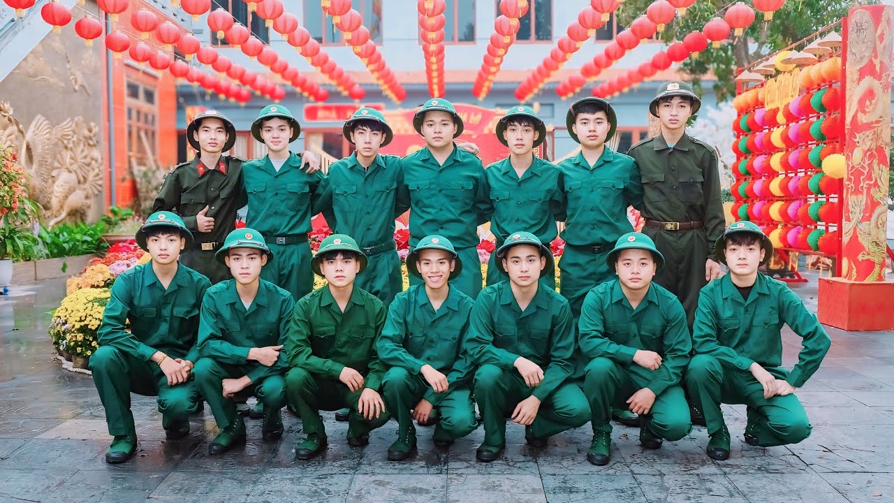 kỉ niệm ngày nhập ngũ của  con zai 25/2/ 2024 (16 tháng giêng )