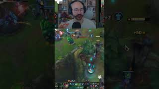 Peel les Carrys en Fight #leagueoflegends #hyuwasuto #support #twitch #tips #pedagogie #thresh