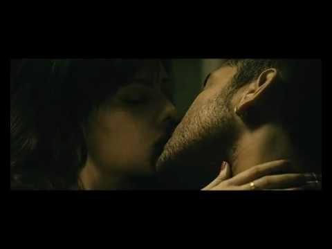 Payel Sarkar Kissing Parambrata Chatterjee in Jani Dekha Hobe 2012