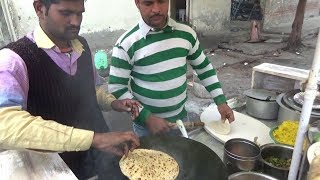 Two Brothers Manages All - Garma Garam Aloo Paratha 2 Piece @ 20 rs - Indian Roadside Food