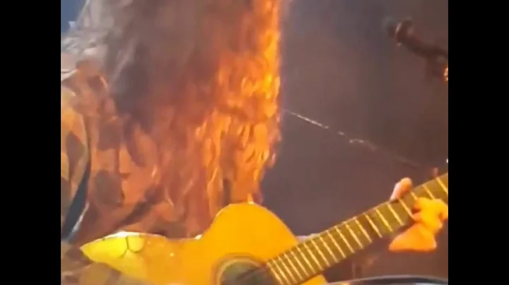 KURT VILE AND #THEVIOLATORS LIVE FROM PARIS