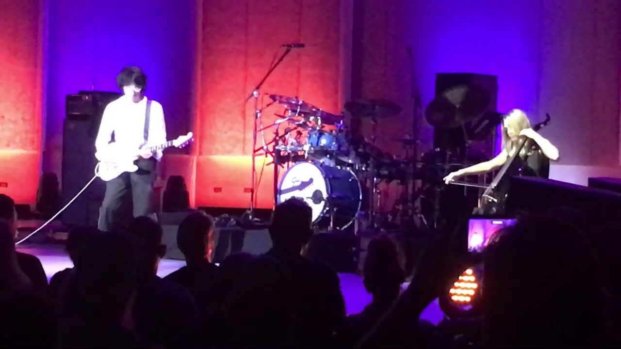 Jeff Beck - Corpus Christi Carol (Live in Atlanta - 8/25/2018) .