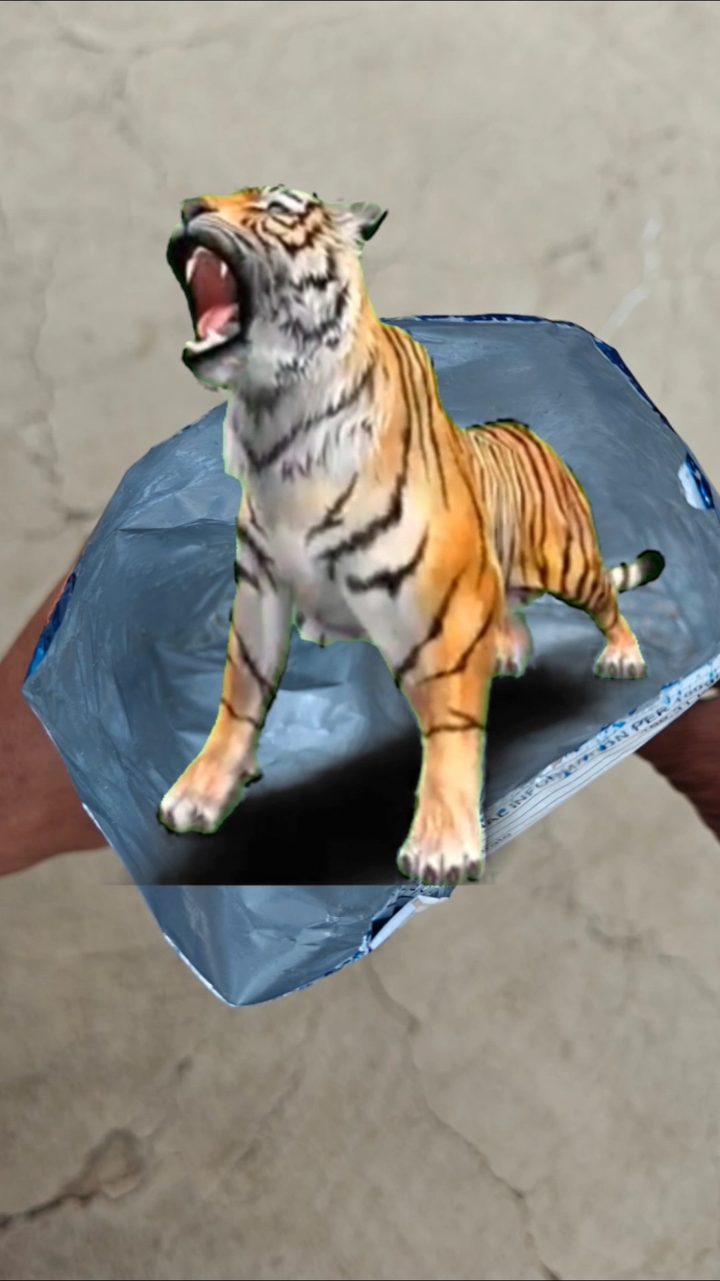 Koi tiger se bachao mujhe #shorts
