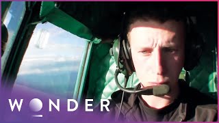 Flying With A Faulty DC3 Engine Towards A Thunderstorm | Ice Pilots NWT | Wonder