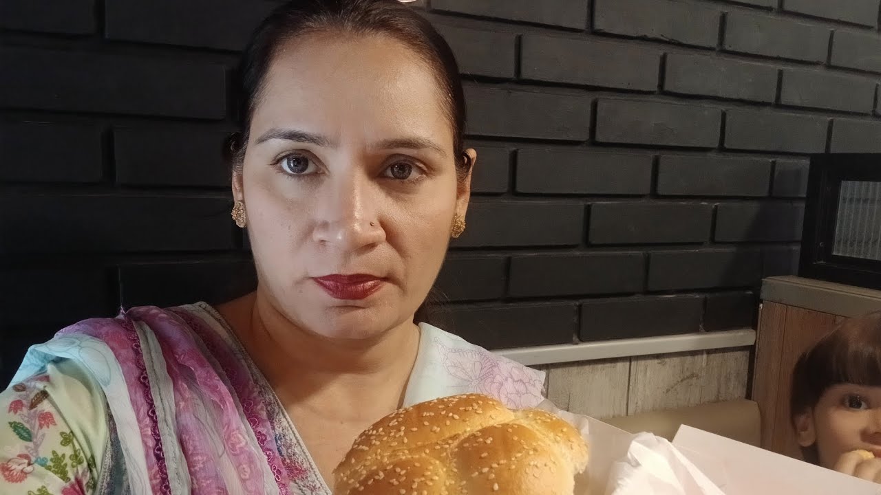 Relaxing Lunch at KFC with Kids | Huma Activities Vlog