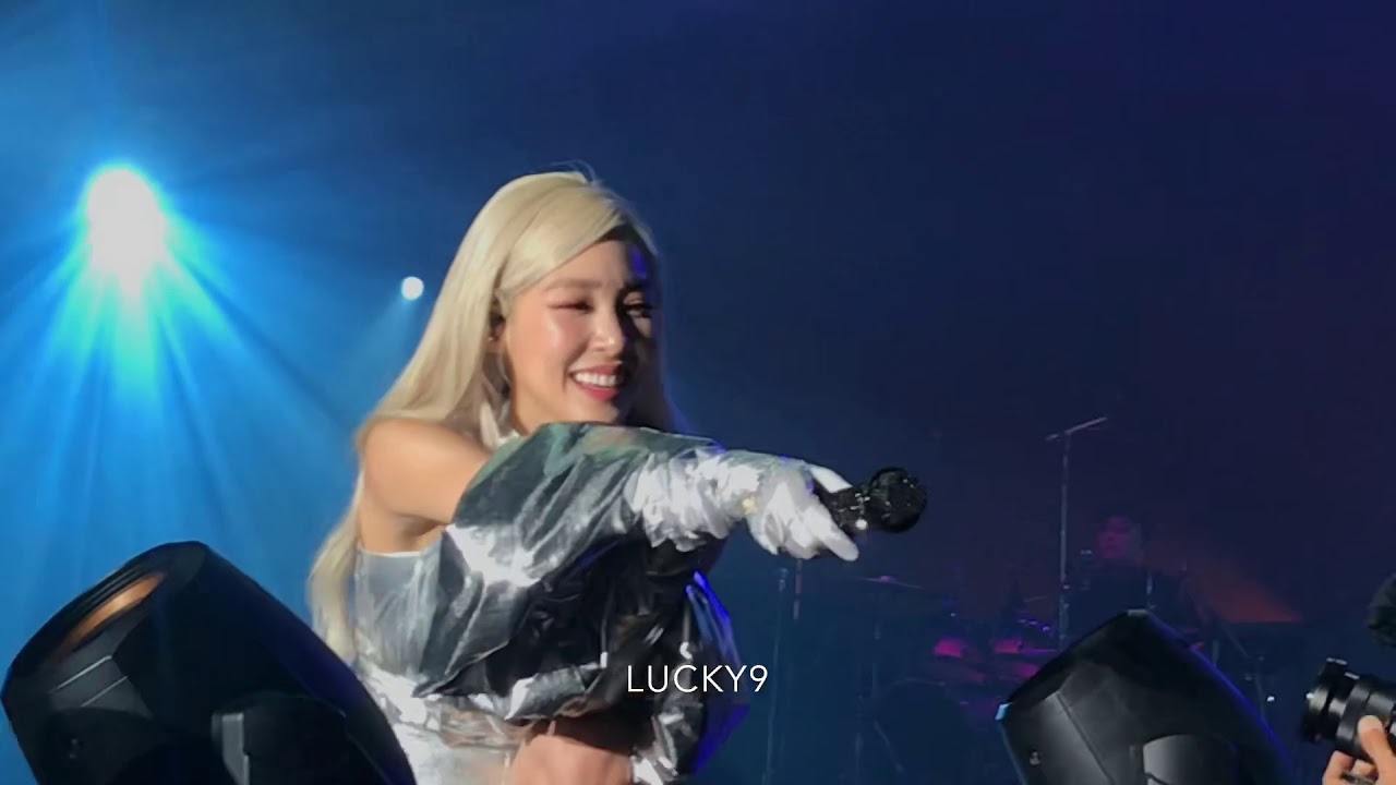 190817 TIFFANY YOUNG IN BKK - Runaway / city of stars