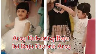 Download lagu Arsy Unboxing Baju2 Arsy Unboxing Baju2