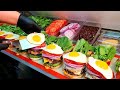 달걀 프라이 햄버거? 두툼한 소고기 패티와 반숙 계란이 들어간 수제버거 / Add eggs to beef homemade burger -  Korean street food