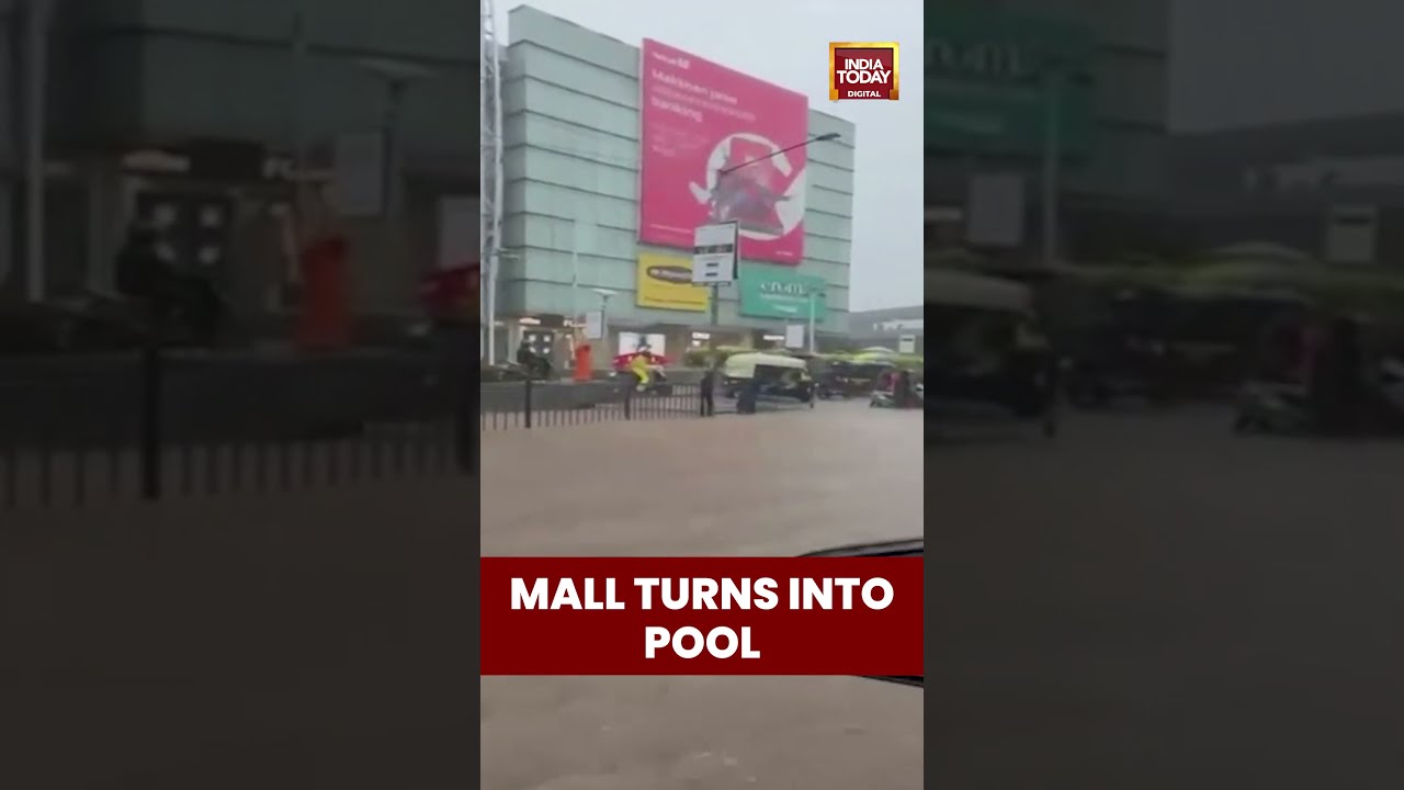 Mumbai S Dindoshi Mall Turns Into Pool Monsoon Mayhem In India Today