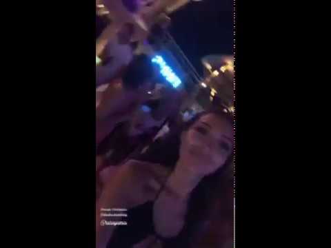 Video Mirip Chacha Maembong Berbikini Di Bali Tersebar?