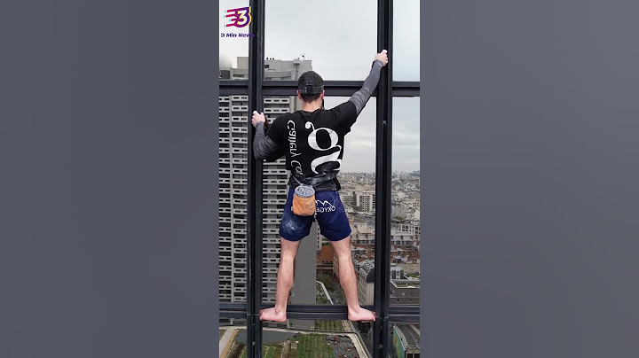 Man climbs a skyscraper without safety ropes | 3 Min News | Short