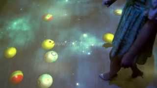 Interactive Floor Rollballs effect
