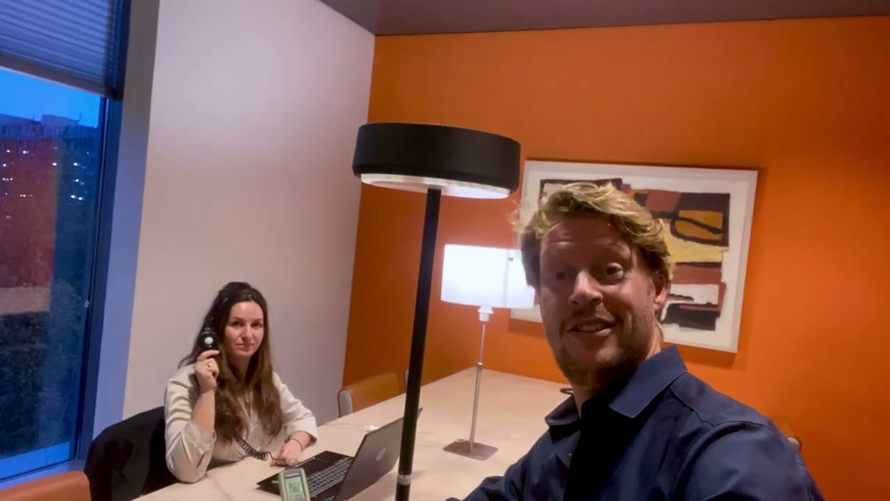 Being indoors, Sparckel with Anne vs regular light