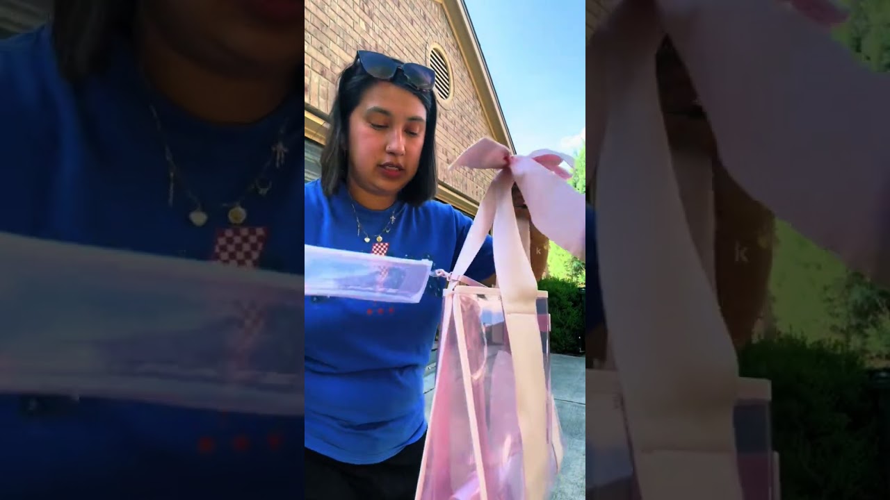 Special edition pink beach tote 🎀🩷 how cute is it?! 