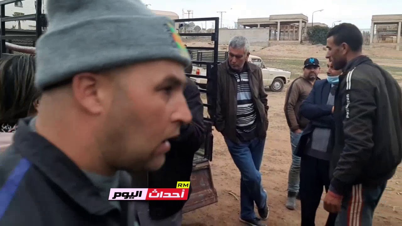 تجار و فلاحين سوق رشقون يشتكون من وضعية السوق عين تموشنت 03~03~2021