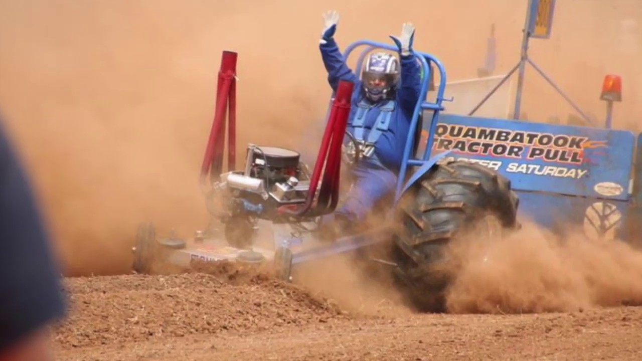 Huonville Tractor Pull Tasmania Australia. YouTube
