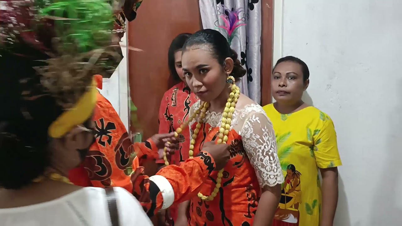 ACARA MINANG ADAT SERUI & EMAS KAWIN (AMBAI) || AINU NUMBERI & ANGEL SOUWELA