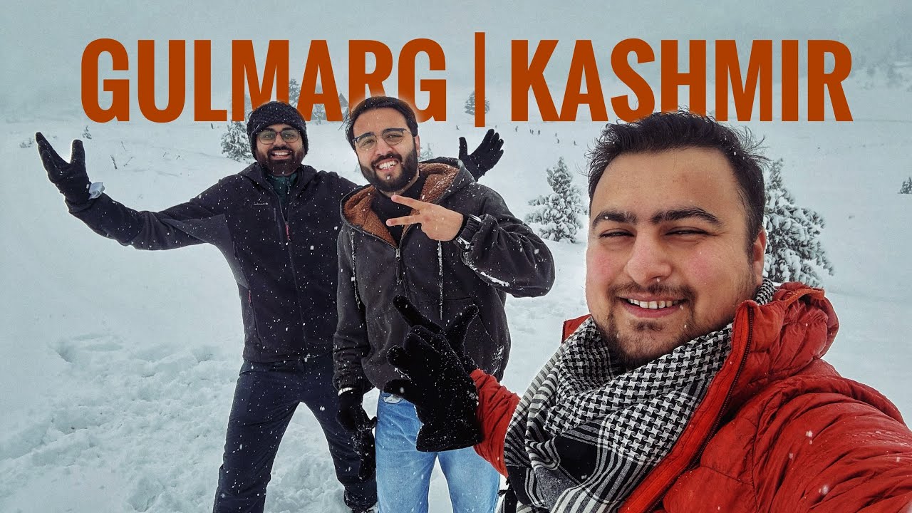 We went to Gulmarg and experience snowfall I Kashmir