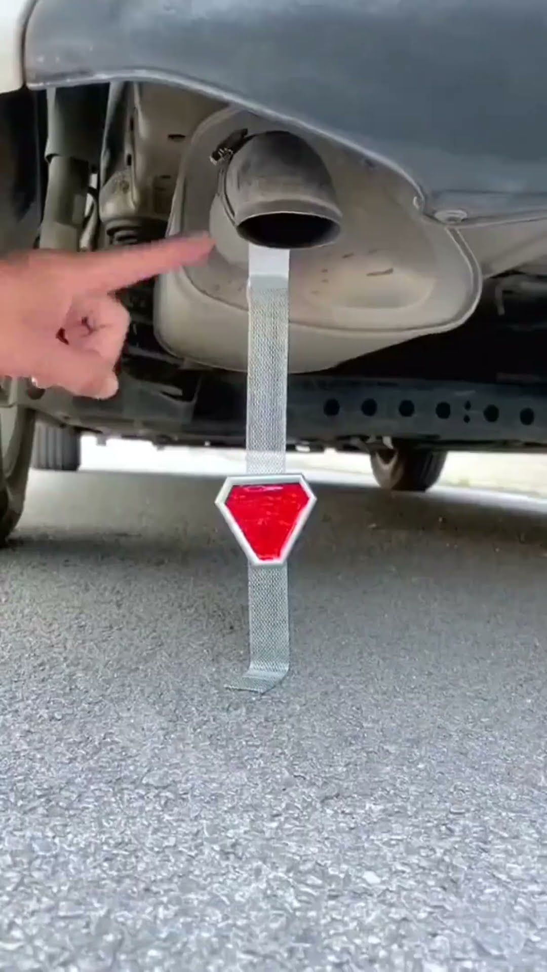 Car Anti-static Chain ? www.mavigadget