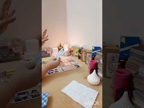 ضعيف حزين بيعانى مهما اظهر استغنائه يتمنى يشوفك معاه فى المستقبل