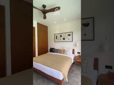 4BR Luxury Villa w/ Rooftop & Huge pool in Canggu - BSDL095