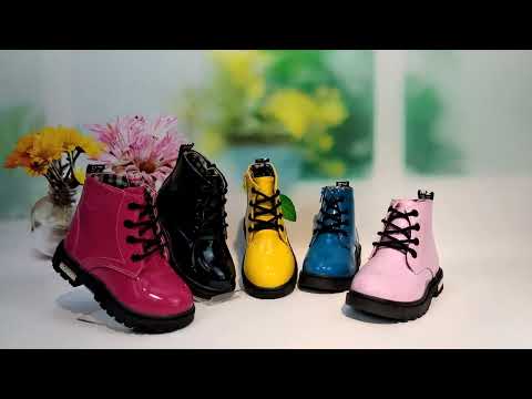 Лакові черевики для дівчинки рр 21-23 Модні черевики на дівчинку весна і осінь, видео 1