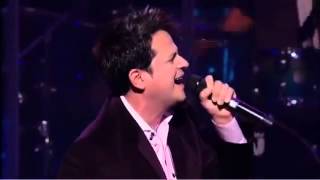 Video thumbnail of "Danilo Montero Ft Kari Jobe - Revelación Digno y Santo (Revelation Song)"