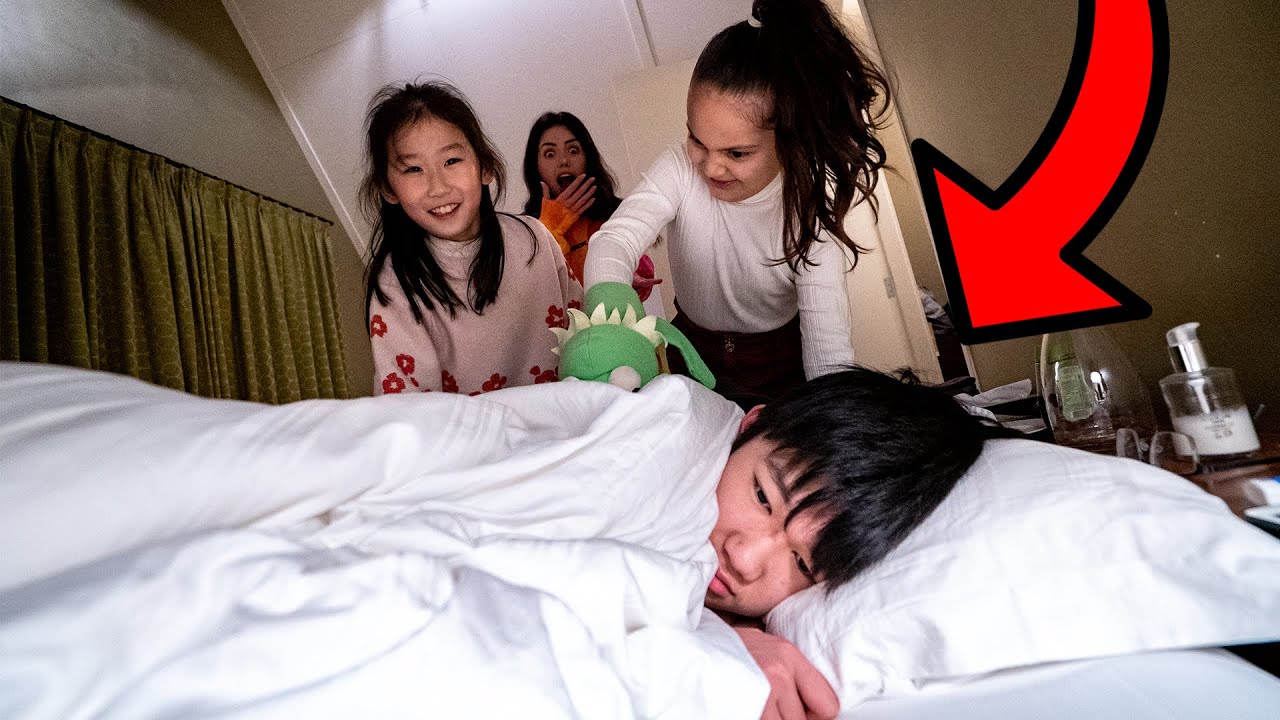 STEVEN WORDT MISHANDELD...