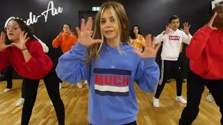 Cardi B - UP - Hip Hop New Style - Choreography Marie Martinez Resimi