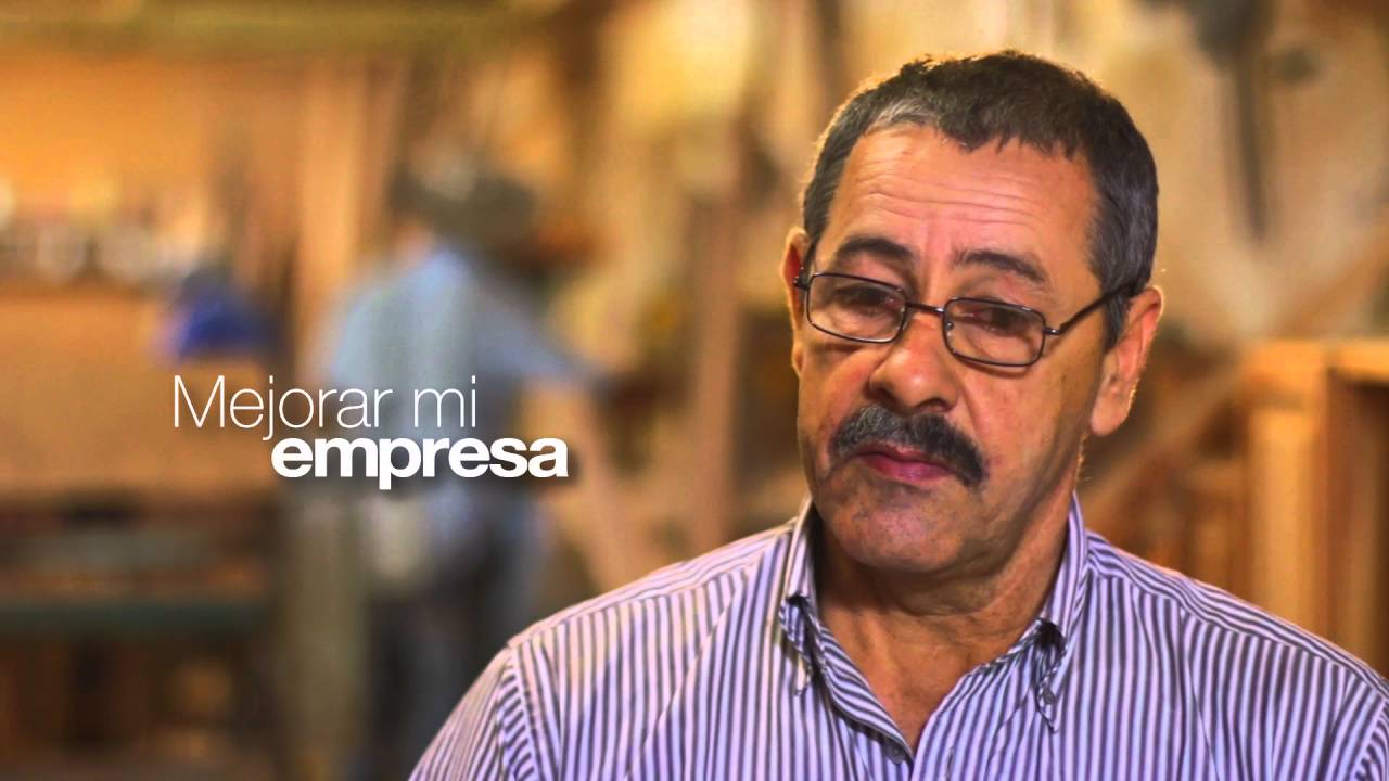 Maderas y Muebles Amalfi - YouTube