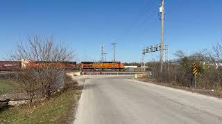 A quick video from McClure Rd at Eola, IL - 11/12/23