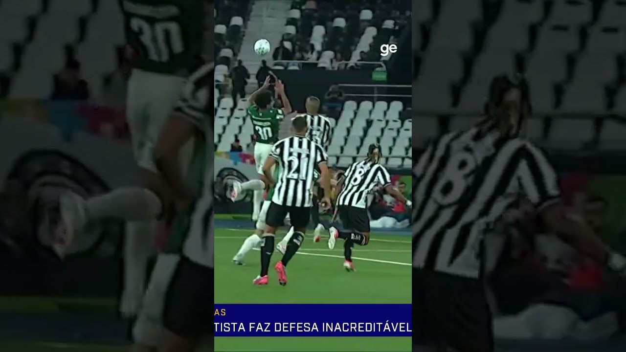 DEFESAÇA DE GABRIEL BATISTA SALVA O BOTAFOGO E AJUDA O FLAMENGO | #shorts | ge.globo