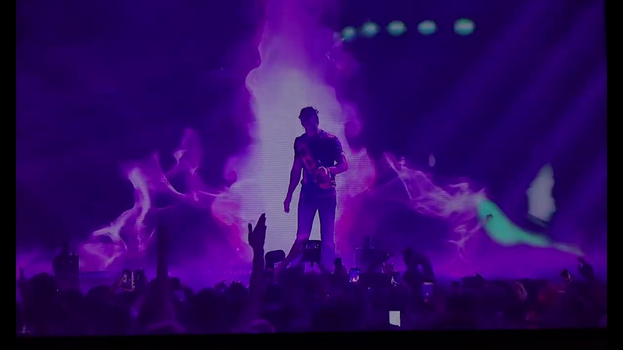 PNL - Jusqu’au dernier gramme (by Netflix)  “réaction incroyable du public”