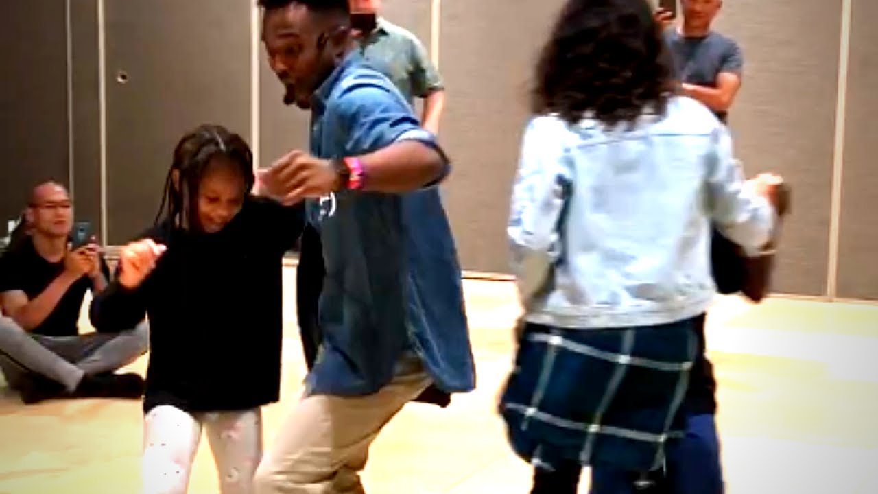 Dancing Bachata with Mr. Sorto's Class | Dakhóta & Edwin - YouTube