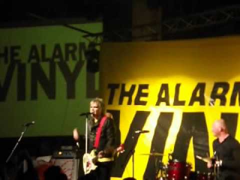 The Alarm - Standing on the Corner