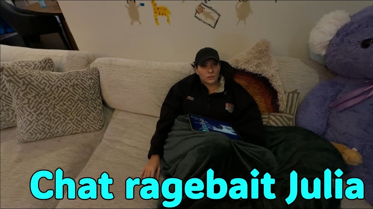 Показывая эти трофеи, я вспоминаю кого-то, кто всегда говорит о своих старых добрых деньках.