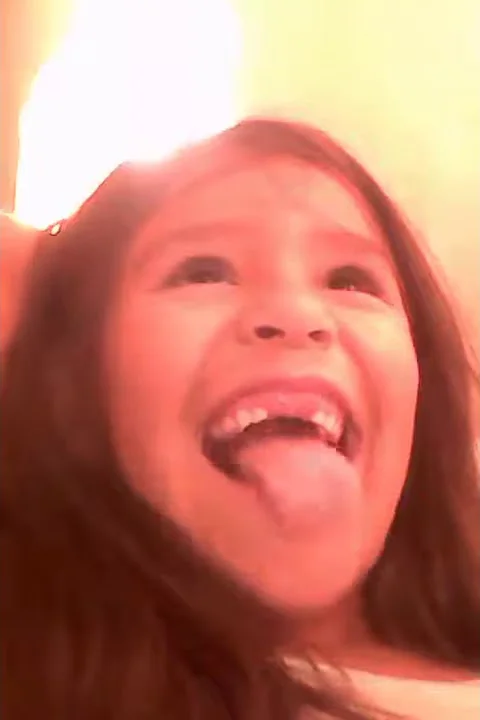 Ola       soy.      Emily.      Ponce