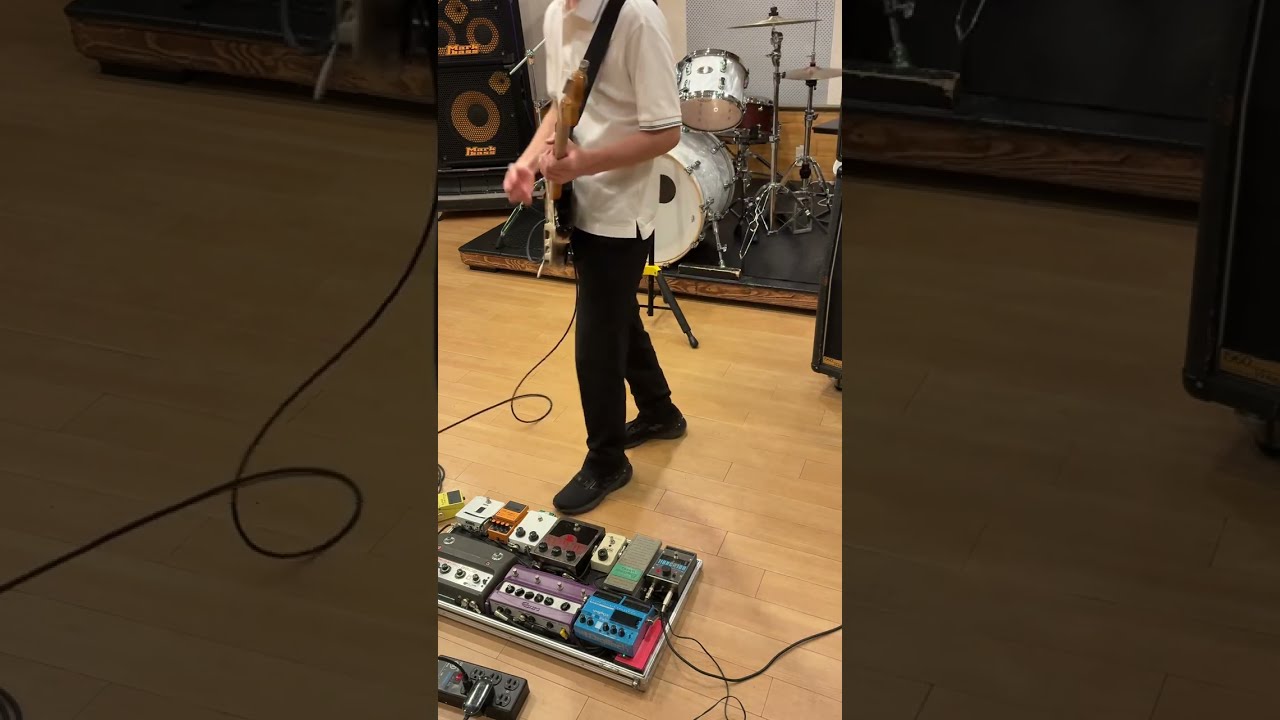 Give It Away / Red Hot Chili Peppers