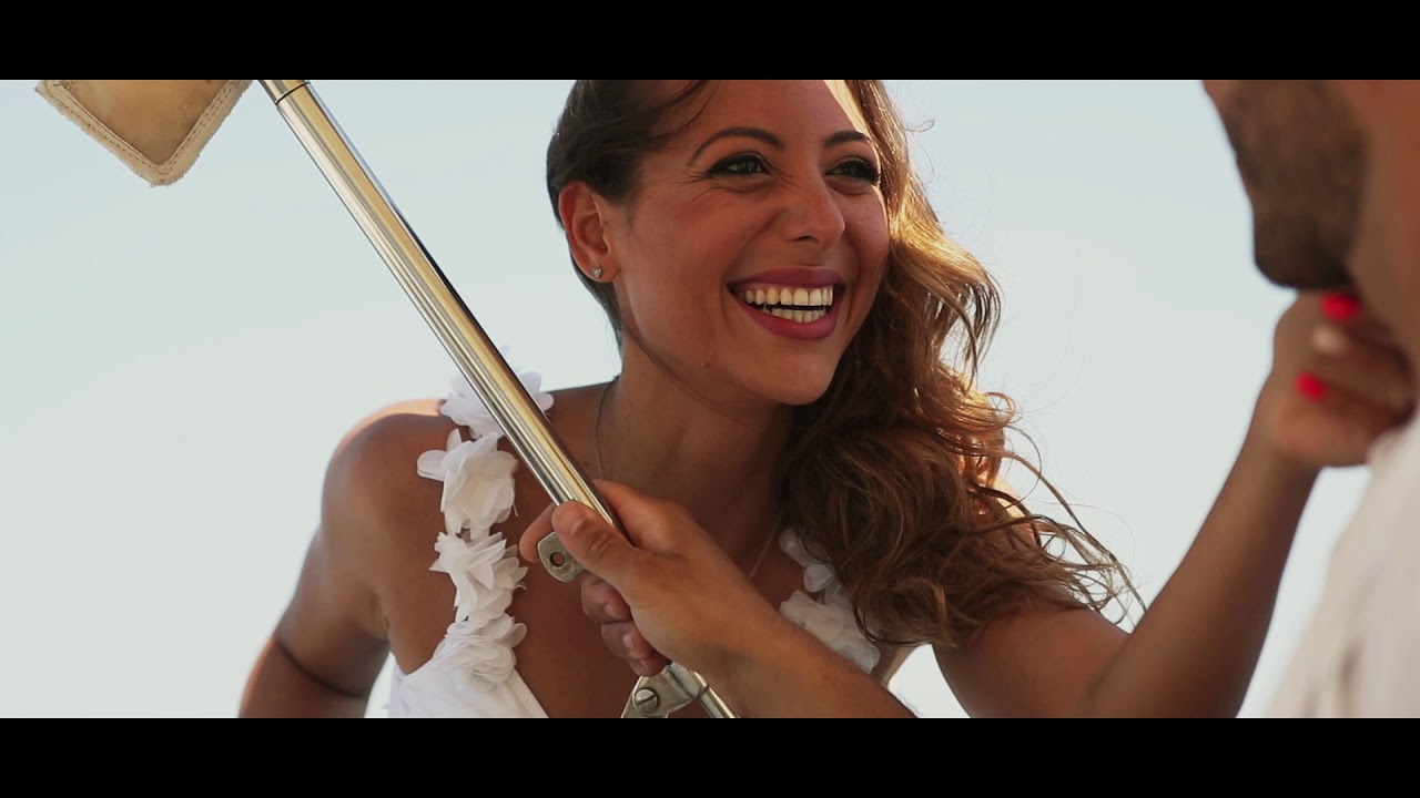 Anteprima Roberto & Nicole YouTube