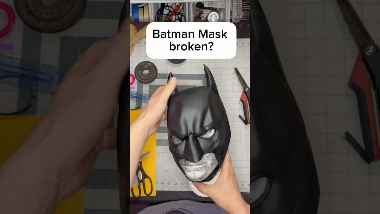 Fix broken Batman cowl #batmancosplay #batmancostume #cosplaymask #maskdiy #artcraft #dccomics