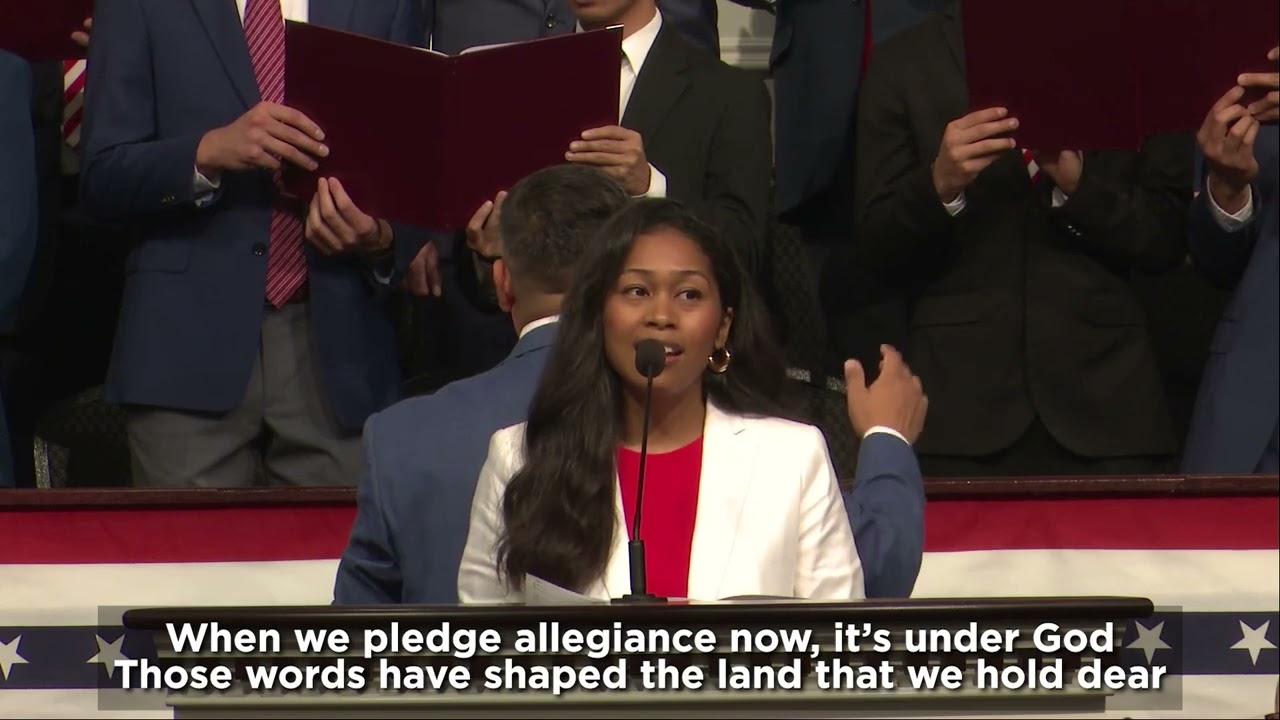 «Под Богом» — Наоми Льюис и хор NVBC.