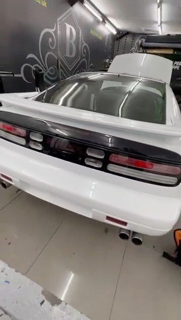 Nissan 300ZX Restoration Gets 9