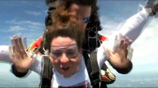 Jen's Skydiving-HD.mov