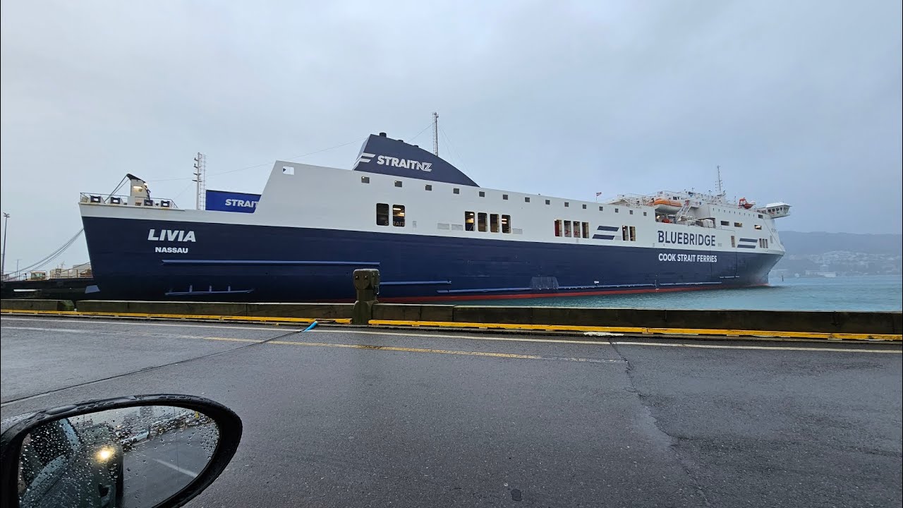 Пересечение пролива Кука на Bluebridge Livia