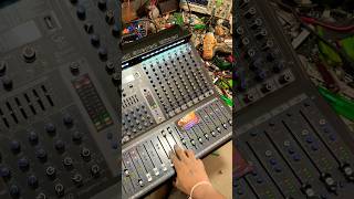 Leoking megamix-16 #rapair #repairing #djequipment #livemixer #leoking #mixer #leokingmixer #goru