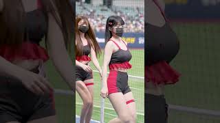 Lee Da-hye's Amazing Cheerleader Performance to WA DA DA (kep1er) | Kia Tigers Fancam