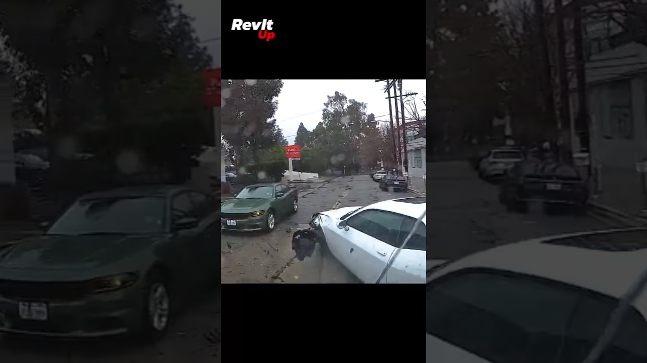 Girl Crash Challenger 