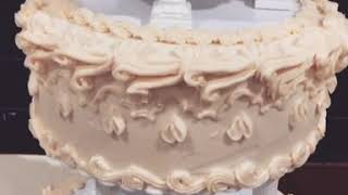 All buttercream lambeth wedding cake