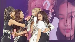 Blackpink Crying at the last show in Bangkok 😭