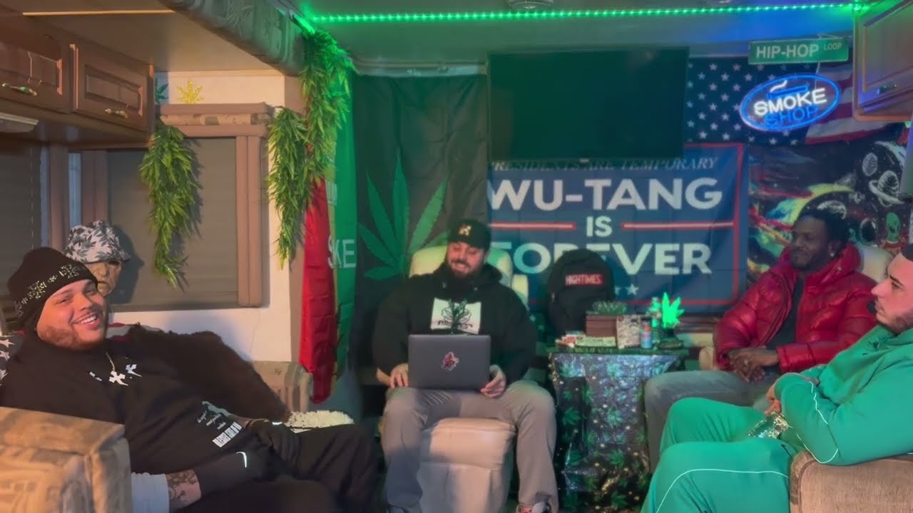 Hip Hop Smoke Shop 12 ft Bryce Berry